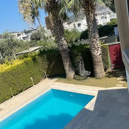 빌라 Bodrum De Denize 250 M Lux Havuzlu *
