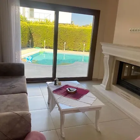 빌라 Bodrum De Denize 250 M Lux Havuzlu 터그트레이스